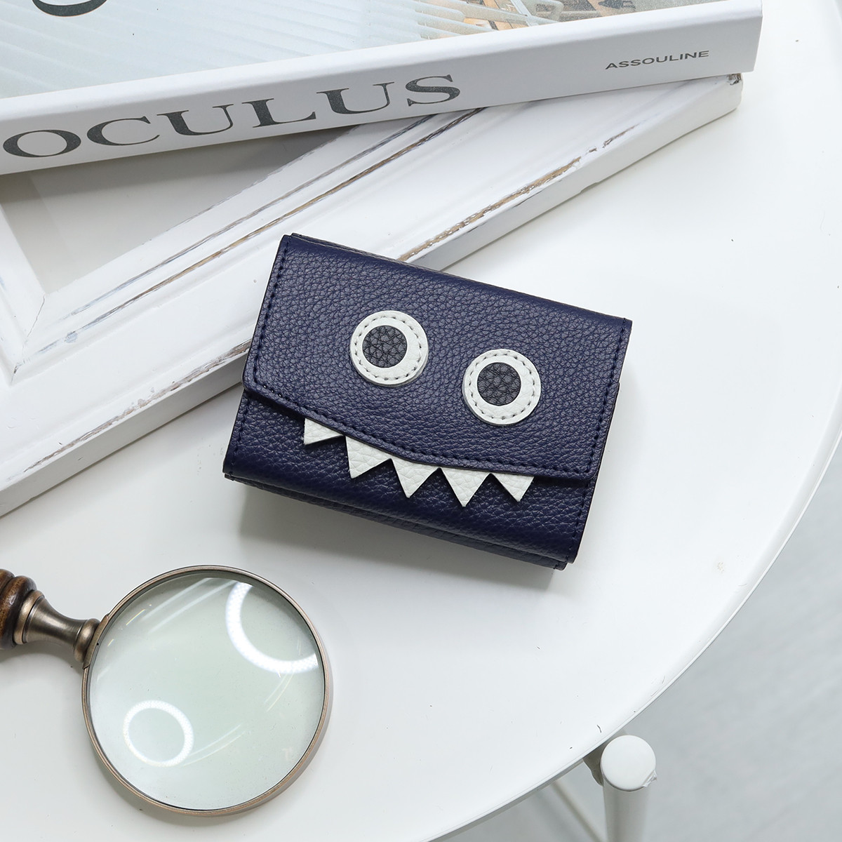 【ネイビー】思わず誰かに見せたくなる/ミニマムで大人カワイイコンパクト三つ折り財布【モンスターミニウォレット】