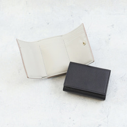 [黑色] 想要給別人看的/簡約可愛的緊湊型三折錢包 [Monster Mini Wallet] 第3張的照片