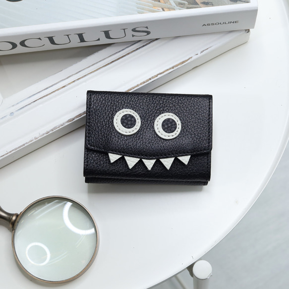 [黑色] 想要給別人看的/簡約可愛的緊湊型三折錢包 [Monster Mini Wallet] 第1張的照片