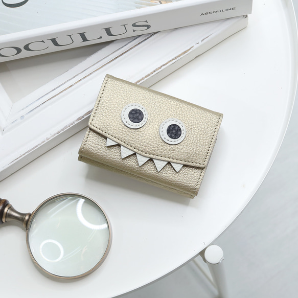 シャンパンゴールド】思わず誰かに見せたくなる/ミニマムで大人