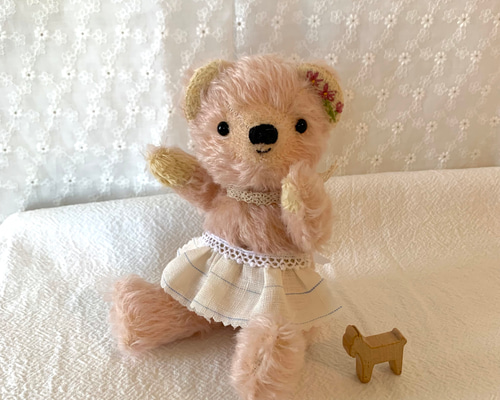 優しいクマさん♪19㎝テディベア ぬいぐるみ Mrs.Robin（ミセスロビン