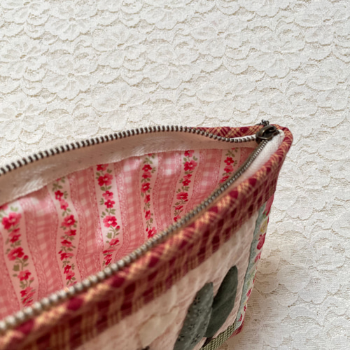 パッチワークポーチ ハウス ポーチ YUKI 通販 15008141｜Creema(クリーマ)