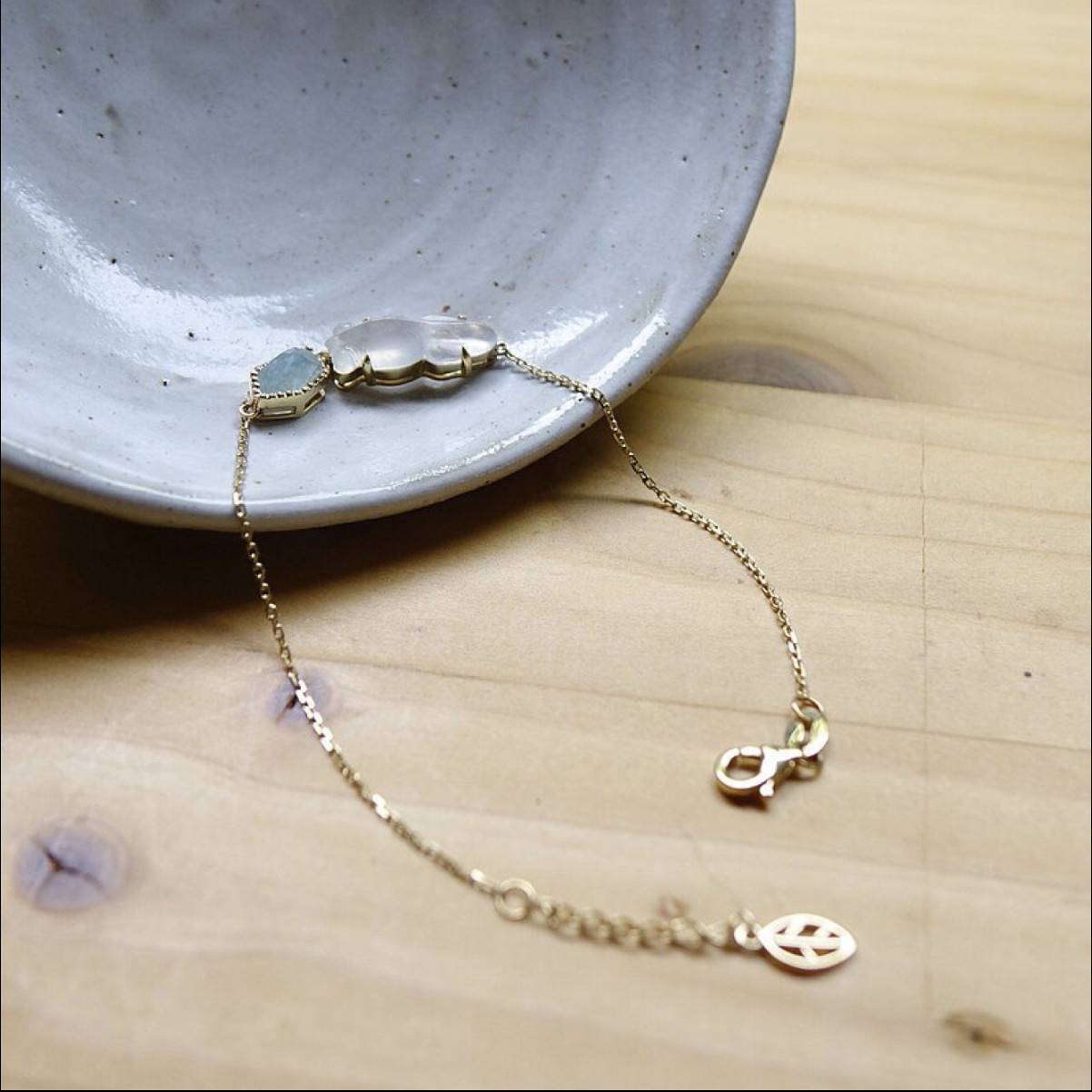 Niancui-Myanmar 天然 A グレード ジェダイト 18K ゴールド Gaobing Shining Goldfis