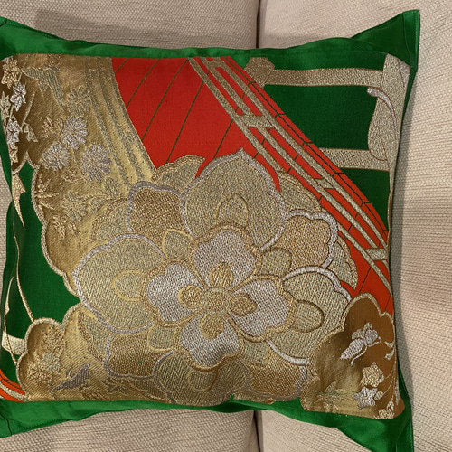 2745豪華刺繍！袋帯リメイク 正絹長クッションカバー クリスマス