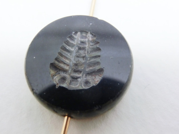 ＜２個＞15mmチェコビーズ:三葉虫トライロバイト（ブラック） 2枚目の画像
