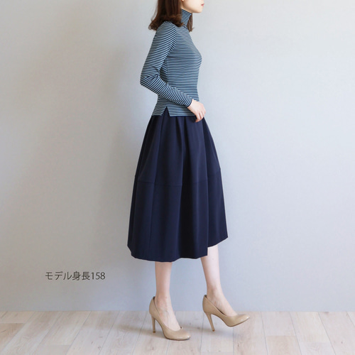 ゴムウエストでらくらく◎】ポケット付き ロング丈フレア
