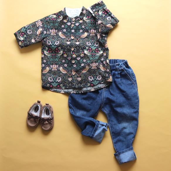 男の子にこそ。贅沢モリスの総柄シャツ/ウィリアムモリスいちご