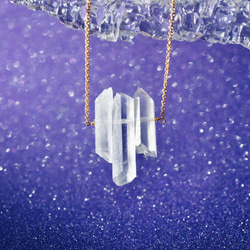 14kgf 水晶のつらら ロング・ネックレス ~Icicles~ （５０ｃｍ） 4枚目の画像