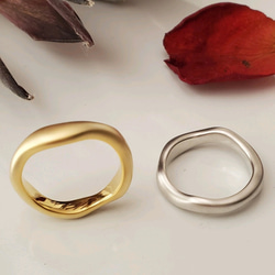 ウェーブリング　末永く使えるリングマット仕上げ RS-76やさしいフォルムのピンクゴールドリング 4枚目の画像