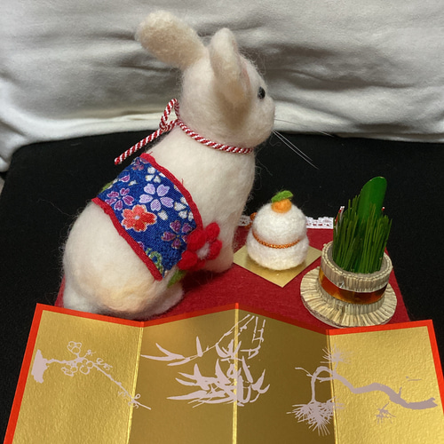 JUNJUN* 羊毛フェルト ハンドメイド 卯年 、うさぎさんのお正月 JUNJUN* 羊毛フェルト ハンドメイド 卯年 、うさぎさんのお正月
