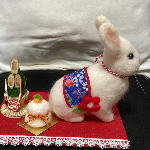 JUNJUN* 羊毛フェルト ハンドメイド 卯年 、うさぎさんのお正月 JUNJUN* 羊毛フェルト ハンドメイド 卯年 、うさぎさんのお正月