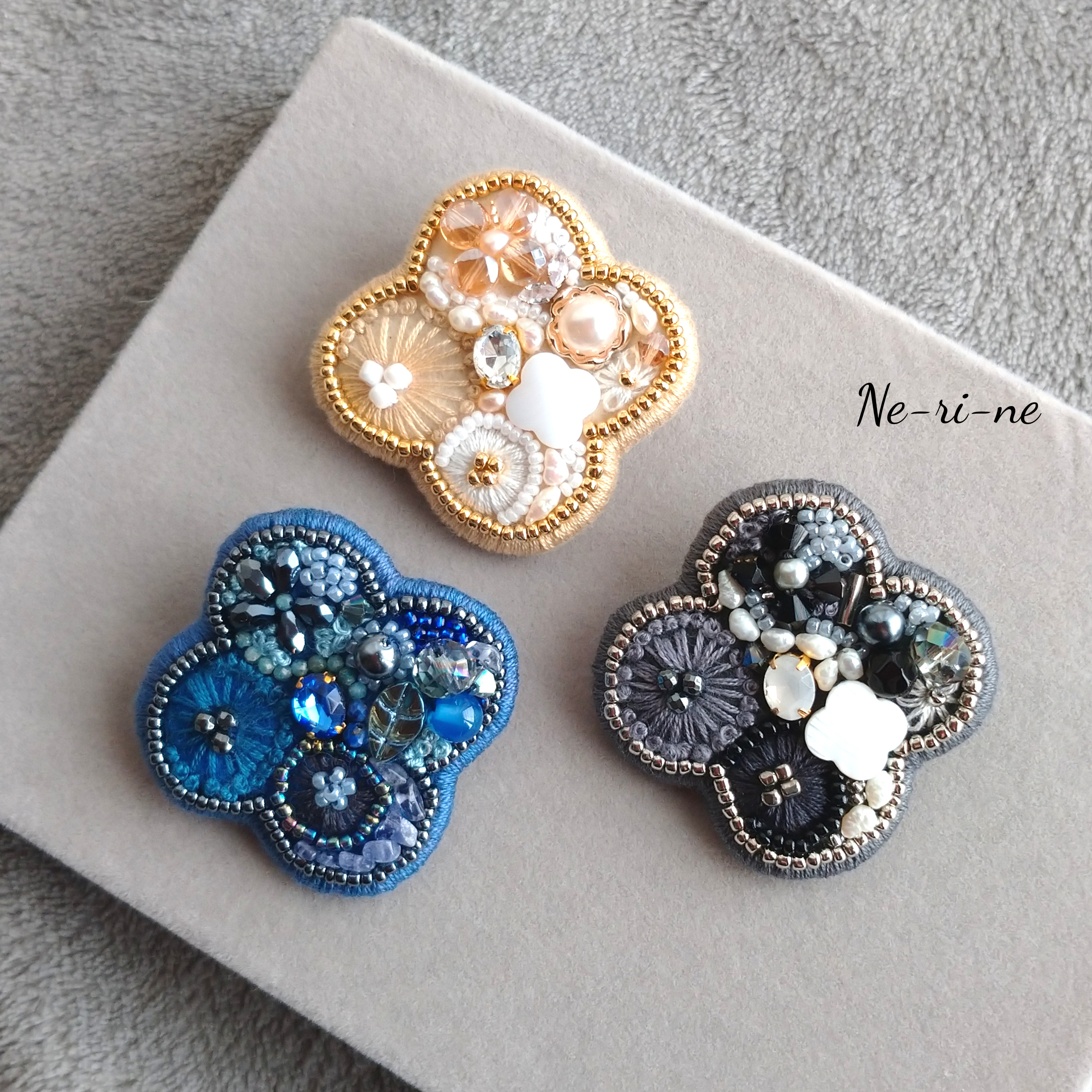 ロマンティックフラワービーズ刺繍ブローチ ブローチ Ne-ri-ne