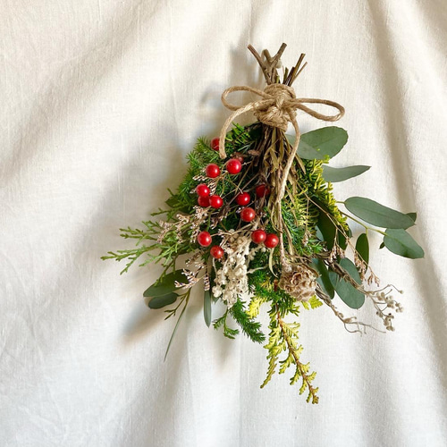 再々販｠クリスマスのインテリアに！サンキライと針葉樹のドライ