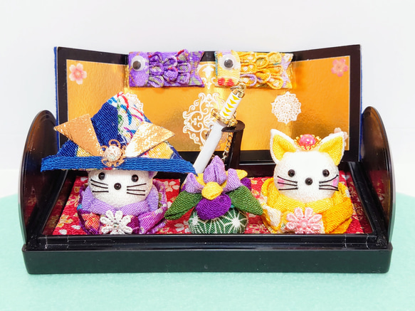 【五月人形飾り】かぶと・こい・ねこ　ハンドメイド【端午の節句】 Amazon.co.jp: 五月人形 コンパクト 陶器 小さい 兜 かぶと