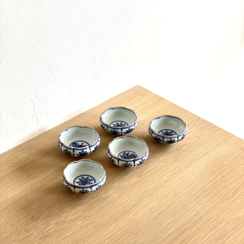 京焼・清水焼】京都 水野春陽窯 染付 花 豆皿 珍味入れ 醤油入れ タレ