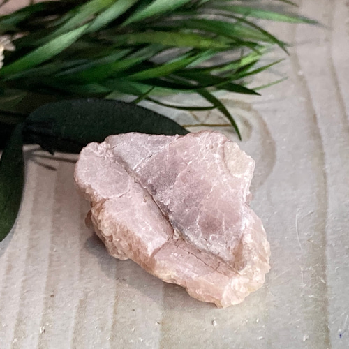 原石（スモーキーローズクォーツ） 【公式通販】