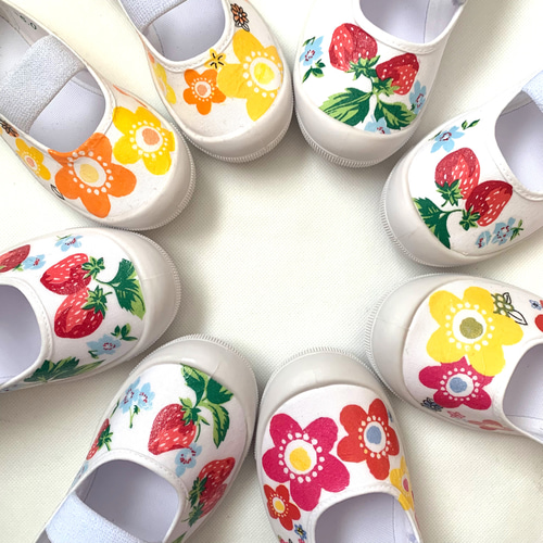 オーダー可 デコ上履き デコパージュ 花柄 上履き(赤)×花(カラフル
