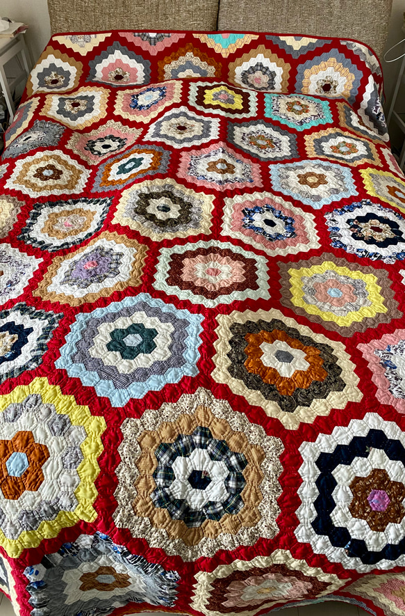 ハンドメイド特大パッチワーク 特大ハンドメイドパッチワーク その他インテリア雑貨 Tom Tom Mie 通販