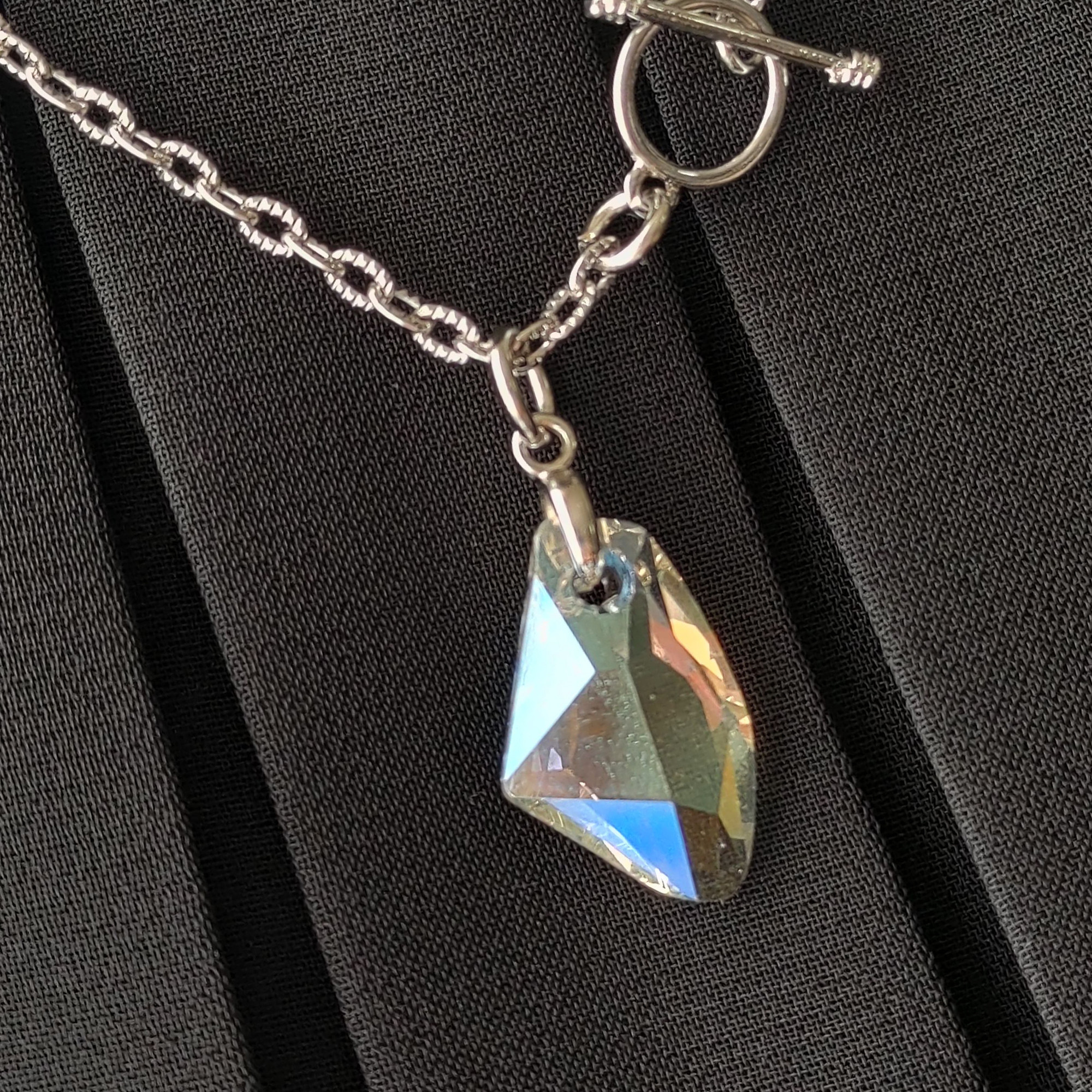 【希少！一点物！】優美なガラス細工 ペンダント 氷 氷 【希少！一点物！】優美なガラス細工 ペンダント