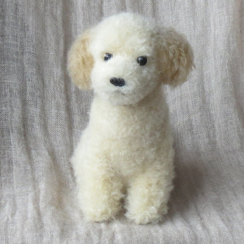 ポンポン犬 トイプードル（クリーム） その他置物 eedo_prj 通販 