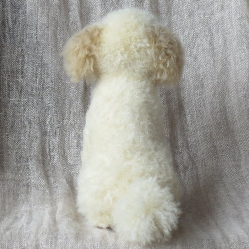 ポンポン犬 トイプードル（クリーム） その他置物 eedo_prj 通販 