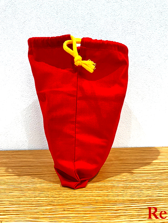 【クリスマスセール　3割引き】サンタの巾着袋　クリスマスプレゼント　ラッピングなどに 3枚目の画像