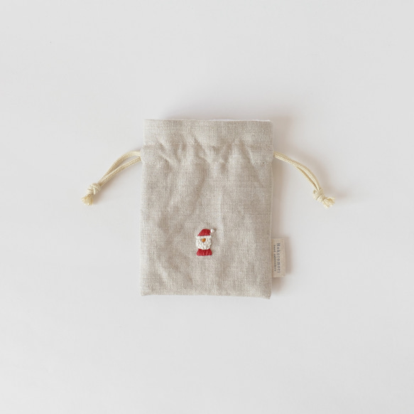 《名入れ》サンタさん＊リネンの手刺繍巾着ポーチ 11枚目の画像