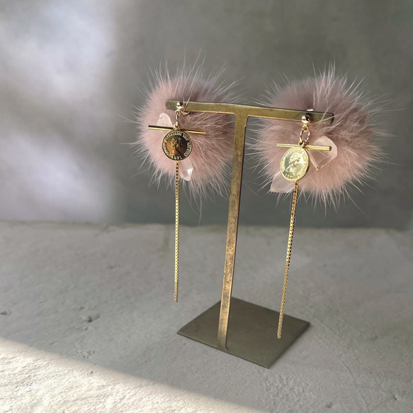 アンティーク × ミンクファー モーブピンク ピアス/イヤリング