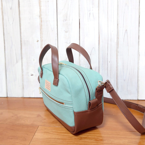 色の変更可能 チョコミントカラーの四角いショルダーバッグ ショルダー