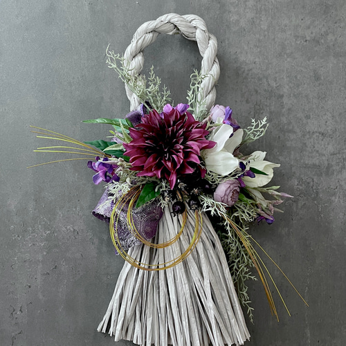 ダリアの洋風しめ縄リース
