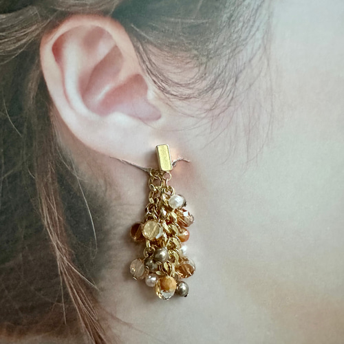 ごつめチェーンのビーズじゃらじゃらピアス ピアス（スタッド