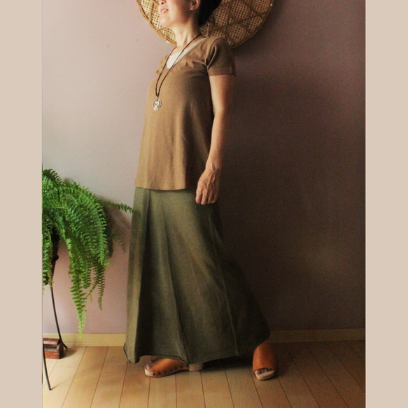 【お取り寄せ】asana ヘンプコットン ロングスカート121●草木染めカーキ 2枚目の画像