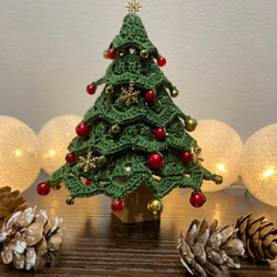 [送料無料] クリスマスツリー　ハンドメイド　手編み　グリーン 1枚目の画像