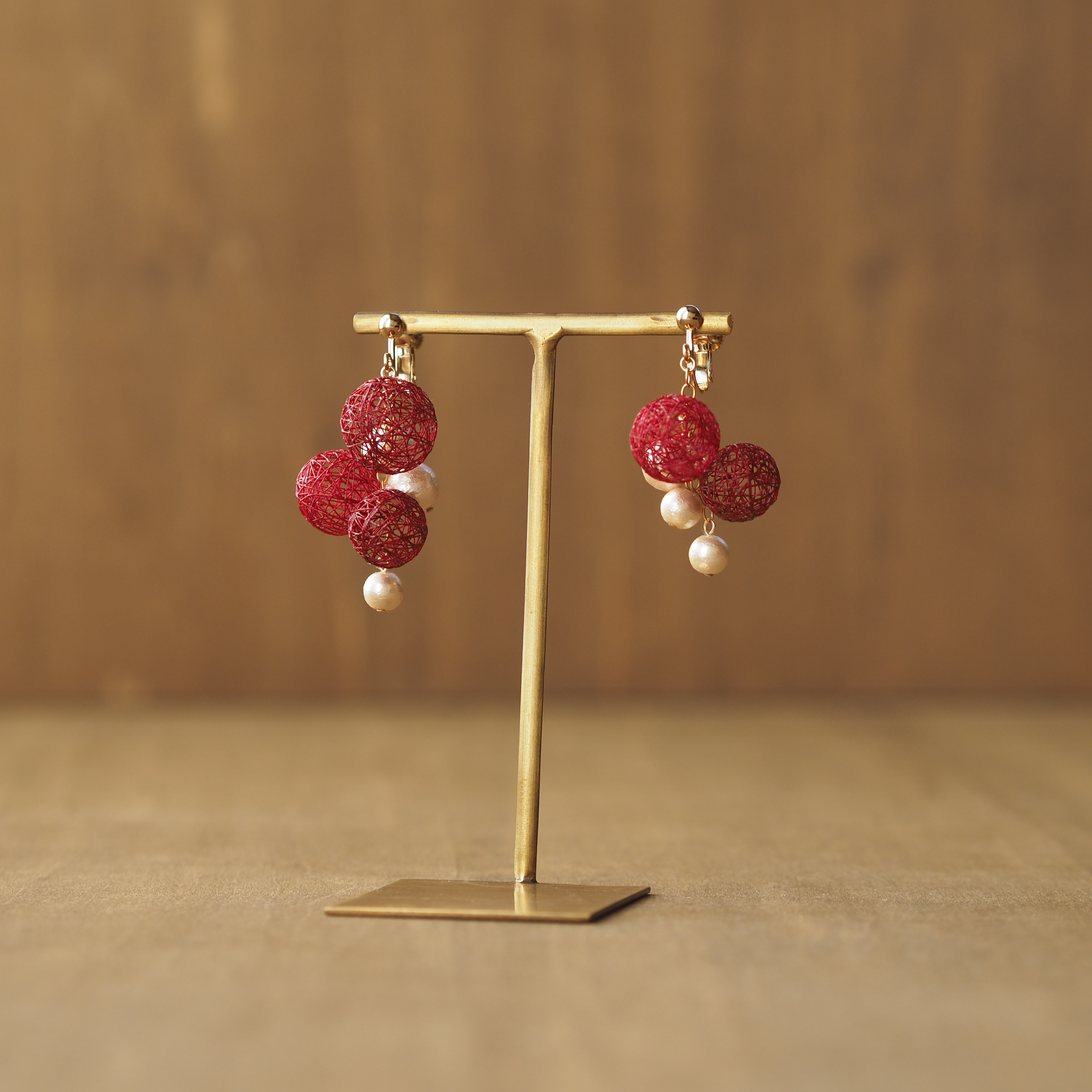 【冬限定】真っ赤な冬の糸玉Bubble小さめイヤリング○送料無料