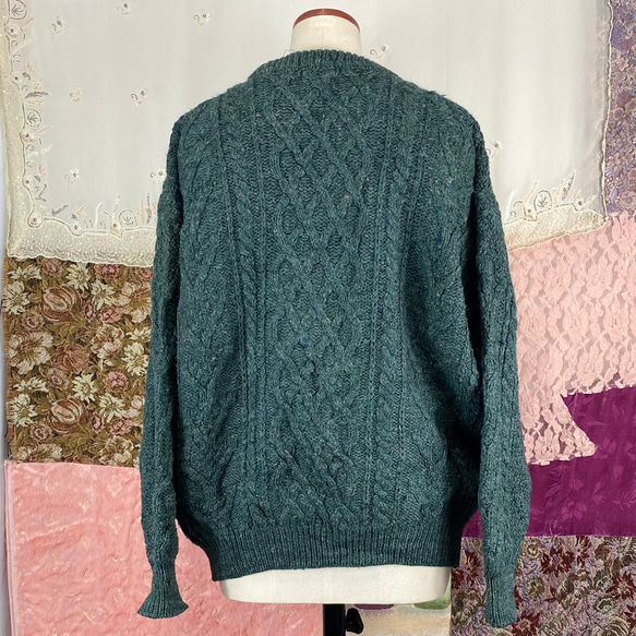 cable knit sweater green (secondhand clothing) 2枚目の画像