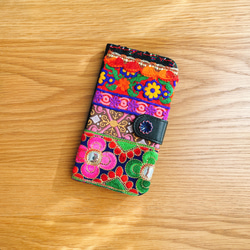 【iPhone14 上下ストラップホールあり】ブラック 魔法の絨毯 iPhoneケース  手帳型スマホケース 2枚目の画像