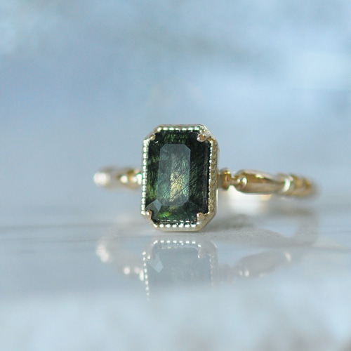 ペリドット　15石　ストレートリング　15号　K10YG ペリドット 15石 ストレートリング 15号 K10YG 希少石] ルチル