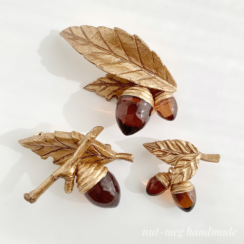 2006年クリスマスチャリティ ブローチ どんぐり 楽天市場】ミキモト ドングリ 2006 クリスマスチャリティー タイガー