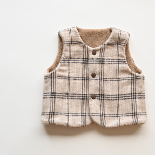 日本限定モデル ミナペルホネン タンバリン ベスト（大人着用可  