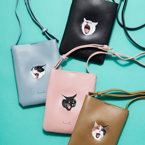 あくびする猫 ワンポイント スマホバッグ 刺繍 ポーチ 数量限定 スマホ