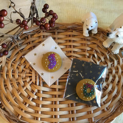 直径約4㎝ ビーズ刺繍の包みボタンブローチ☆クリスマス 13枚目の画像