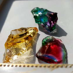 アンダラクリスタル マルチカラー シエラネバダ ブルー ピンク レッド