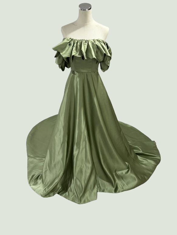 パーティードレス グリーン 光沢サテン オフショルダー ストレッチ  