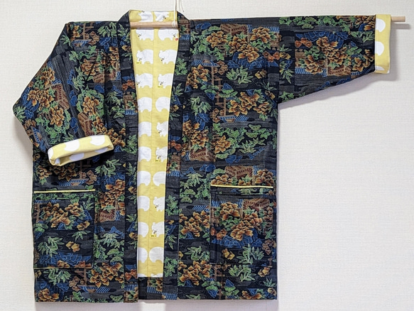Creema限定　着物生地を使ったリバーシブルでも着れる半纏です。表は絹、裏は綿ニット。両方楽しめます。贈り物に! 9枚目の画像