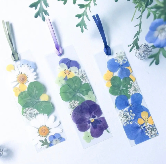 四葉のクローバー春の花しおりセットから2点 しおり