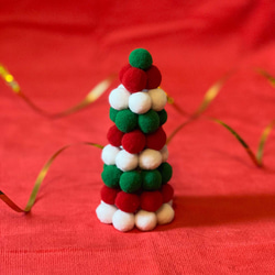 ボンボンボールのクリスマスツリー4個 ☆ ハートフルクラッカー付 2枚目の画像
