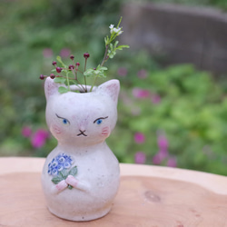 花束を持った白猫   ミニ花瓶  一輪挿し 7枚目の画像