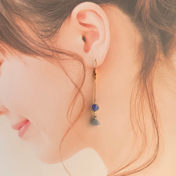 台湾風ミニフリンジとブルーガラスのピアス 5枚目の画像