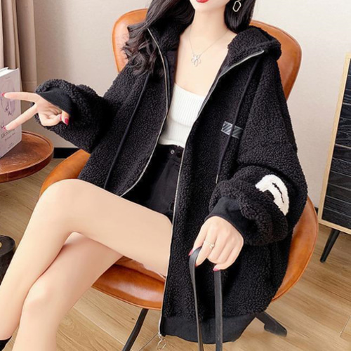 大きいサイズ　レディース　秋冬　もこもこ　パーカー　アウター