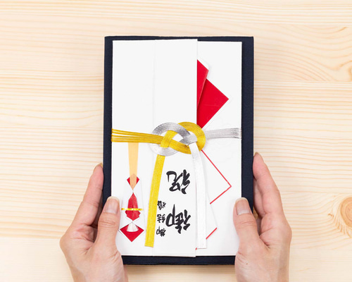 袱紗　絹100％ 名物裂写し　春慶塗　台紙　希少品 袱紗 絹100％ 名物裂写し 春慶塗 台紙 希少品